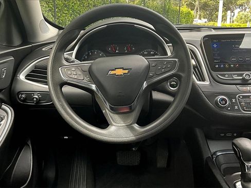 Used 2024 Chevrolet Malibu LT image 5