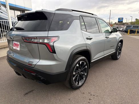 Used 2025 Chevrolet Equinox RS w/ Safety and Technology Package image 5
