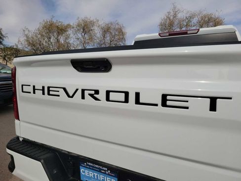 Used 2025 Chevrolet Silverado 1500 Custom image 7