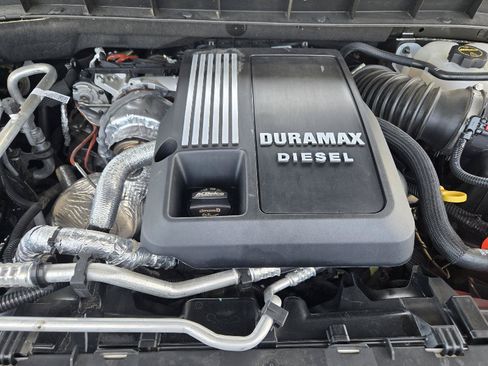 Used 2025 GMC Sierra 1500 AT4 w/ AT4 Premium Package AWD/4WD image 32