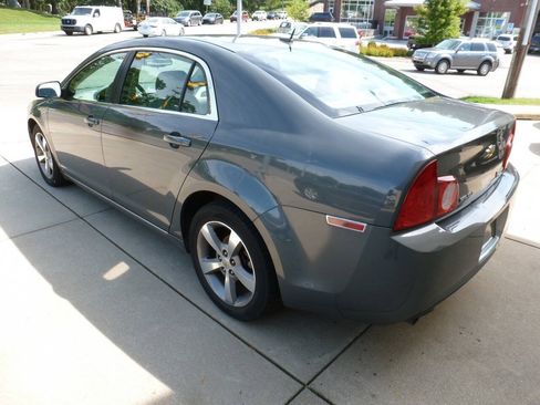 Used 2009 Chevrolet Malibu Hybrid FWD image 3
