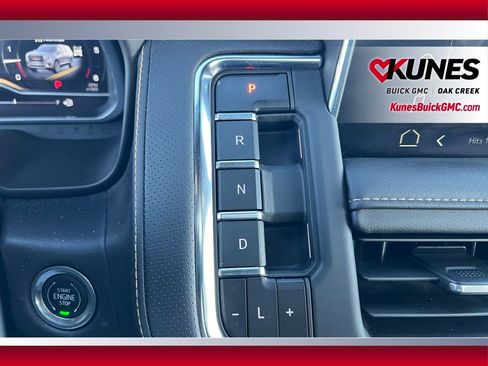 Used 2023 GMC Yukon XL AT4 image 24