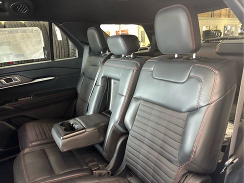 New 2026 Ford Explorer ST-Line w/ ST-Line Street Pack AWD/4WD image 23