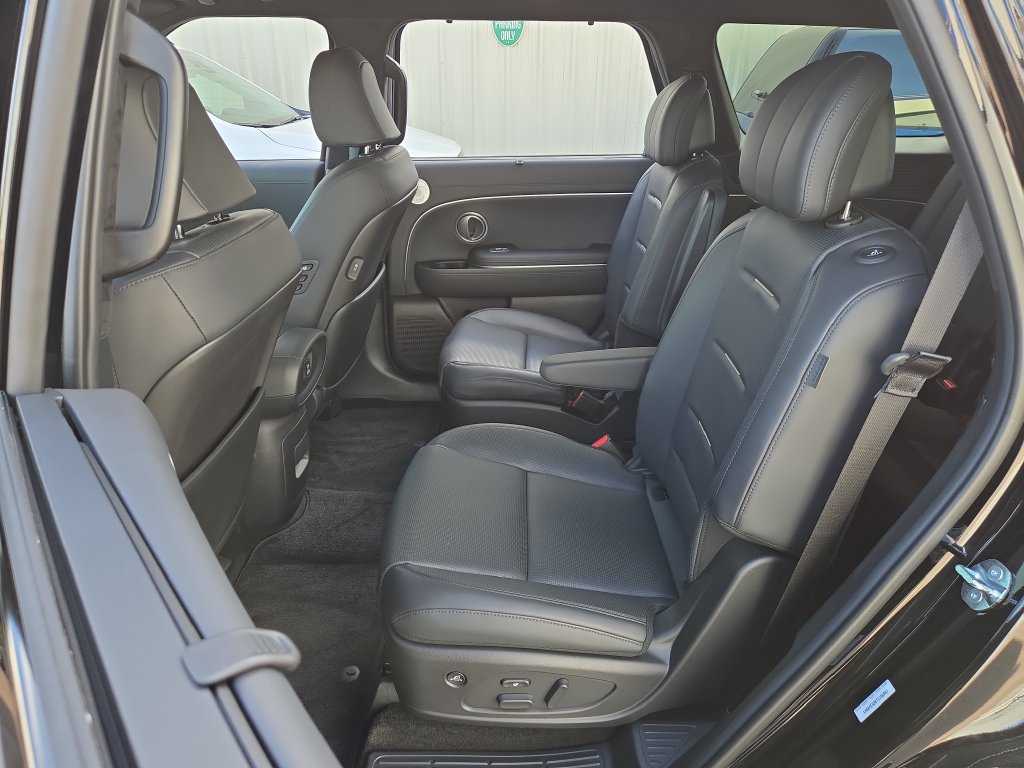 Used 2026 Hyundai Palisade Calligraphy AWD/4WD image 15