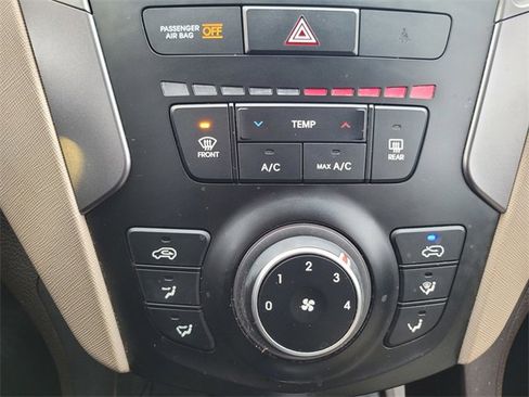 Used 2016 Hyundai Santa Fe Sport image 23