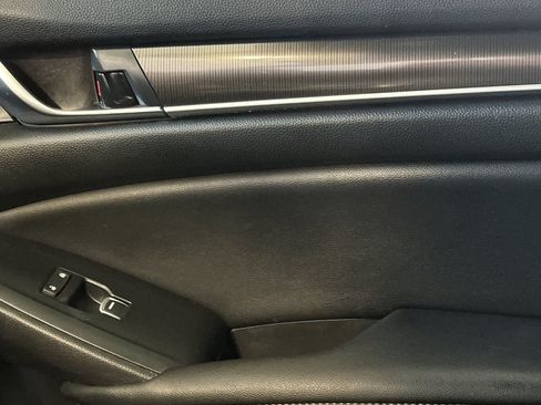 Used 2021 Honda Accord Sport image 20