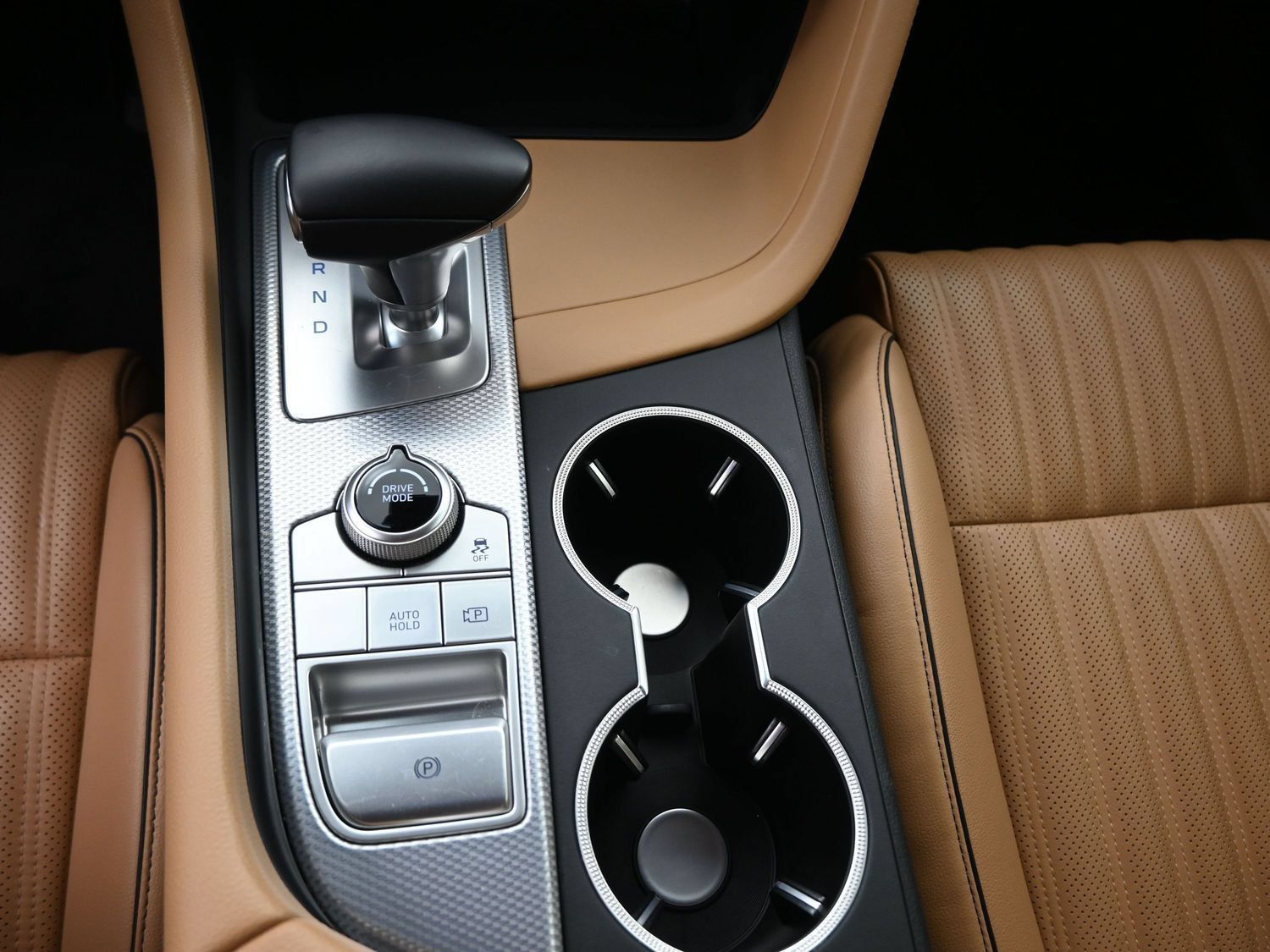 Used 2022 Genesis G70 3.3T RWD image 9
