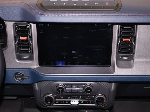 Certified 2026 Ford Bronco Raptor AWD/4WD image 26