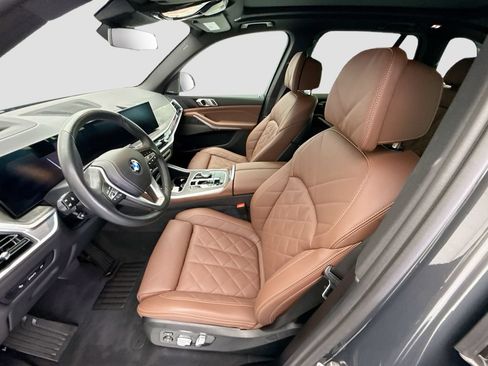 Certified 2026 BMW X5 sDrive40i w/ Climate Comfort Package RWD image 18