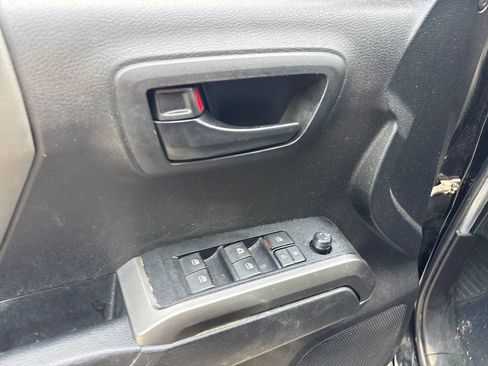 Used 2022 Toyota Tacoma 2WD Double Cab image 15