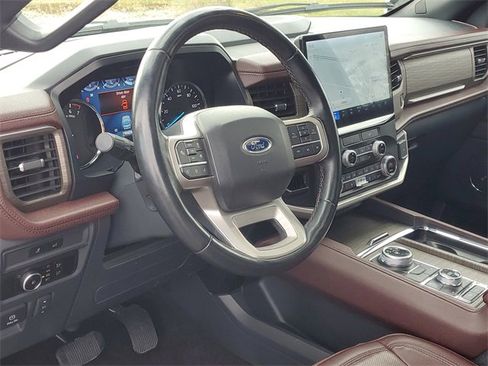 Certified 2023 Ford Expedition Limited image 10