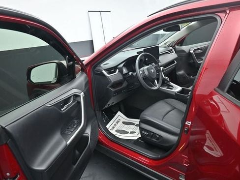 Used 2024 Toyota RAV4 Limited FWD image 18