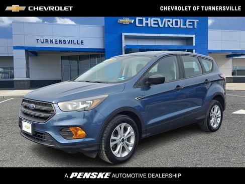 Used 2018 Ford Escape S image 1