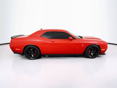 Used 2019 Dodge Challenger SRT Hellcat RWD image 6