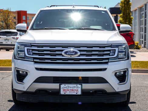 Used 2018 Ford Expedition Limited w/ Equipment Group 302A AWD/4WD image 2