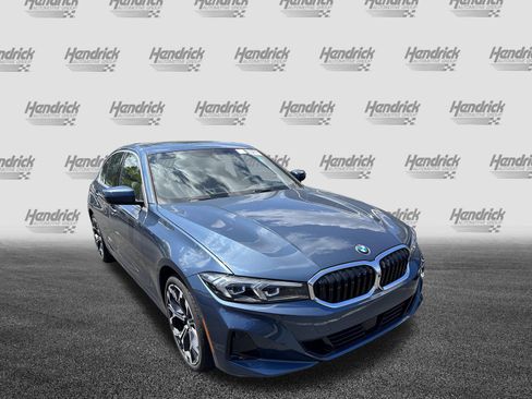 Used 2025 BMW 330i Sedan RWD image 3