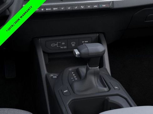 New 2025 Kia K4 LX image 23