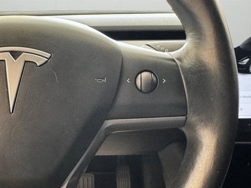 Used 2018 Tesla Model 3 Mid Range RWD image 21