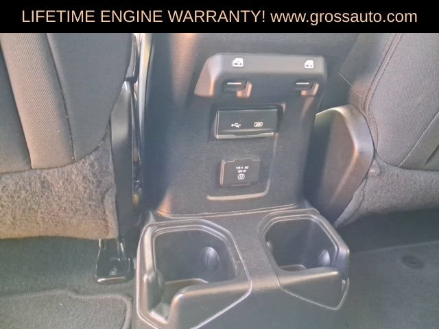 Used 2019 Jeep Wrangler Unlimited Sahara w/ Uconnect 4C Nav & Sound Group AWD/4WD image 25