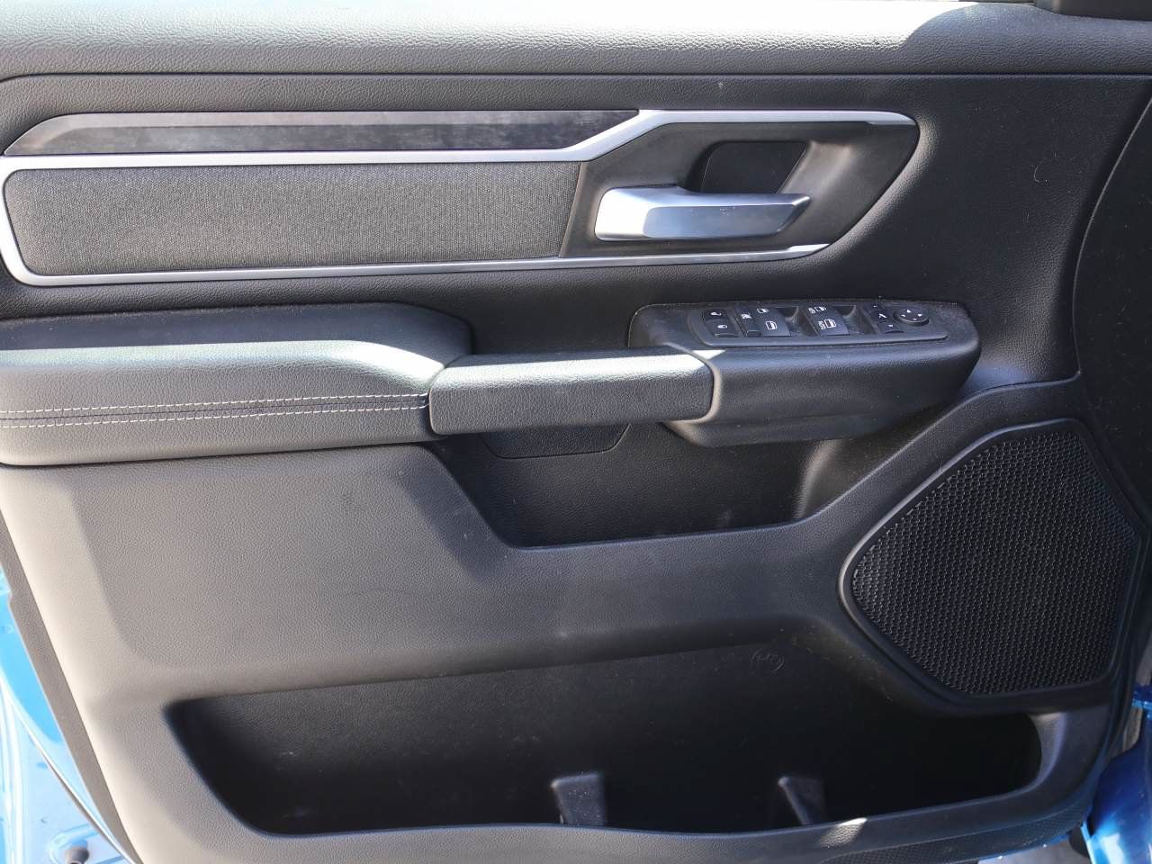 Used 2022 RAM 1500 Big Horn AWD/4WD image 7
