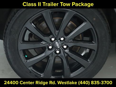 Used 2023 Lincoln Nautilus Reserve w/ Monochromatic Package AWD/4WD image 12