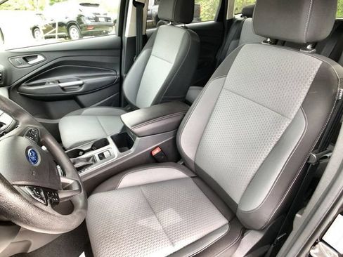 Used 2017 Ford Escape SE AWD/4WD image 11