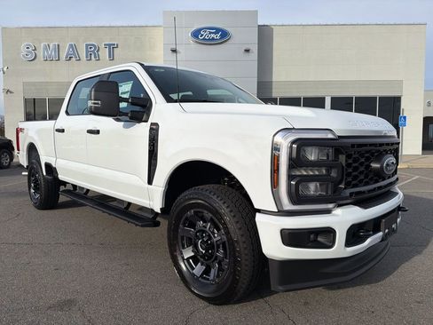 New 2026 Ford F250 XL w/ STX Appearance Package AWD/4WD image 1