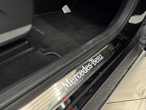 Certified 2022 Mercedes-Benz GLC 300 image 38