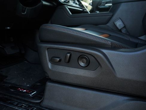 New 2026 GMC Sierra 3500 AT4 w/ AT4 Premium Plus Package image 18