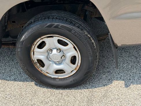 Used 2013 Toyota Tacoma 2WD Access Cab w/ SR5 Pkg image 16