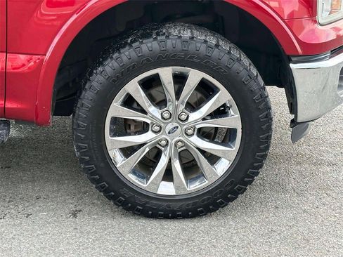 Used 2016 Ford F150 Lariat w/ Equipment Group 502A Luxury image 8