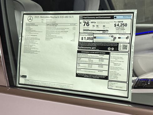 New 2025 Mercedes-Benz Maybach EQS 680 4MATIC image 31