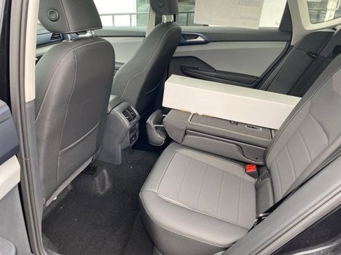 New 2024 Volkswagen Taos SE image 67