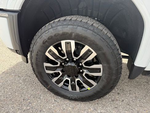 New 2026 GMC Sierra 3500 Denali Ultimate image 10