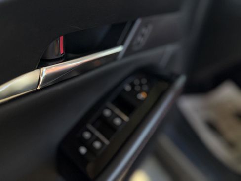 Used 2025 MAZDA CX-30 AWD 2.5 S w/ Preferred Package image 14