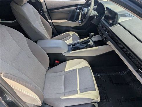 Certified 2023 Honda Accord EX image 20
