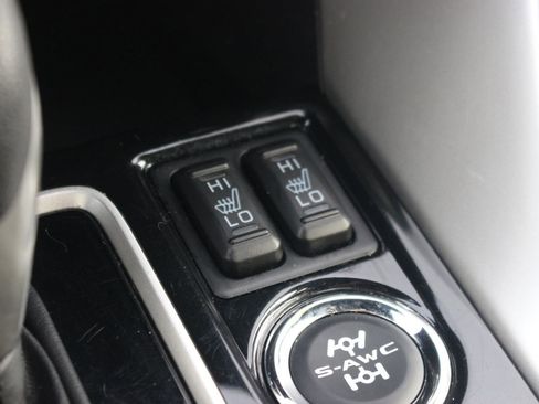 Used 2023 Mitsubishi Eclipse Cross SE image 29