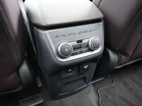 New 2026 Ford Explorer Platinum w/ LUX Leather Package image 26