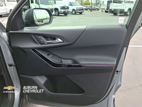 Used 2025 Chevrolet Equinox RS w/ Convenience Package III AWD/4WD image 24