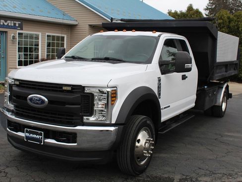 Used 2019 Ford F550 4x4 SuperCab Super Duty image 12