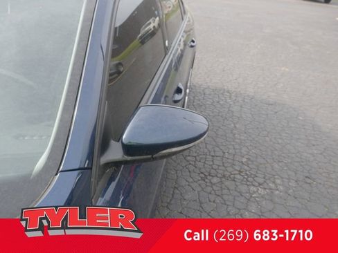 Used 2019 Volkswagen Passat 2.0T Wolfsburg w/ Wheels & Sunroof Package FWD image 11