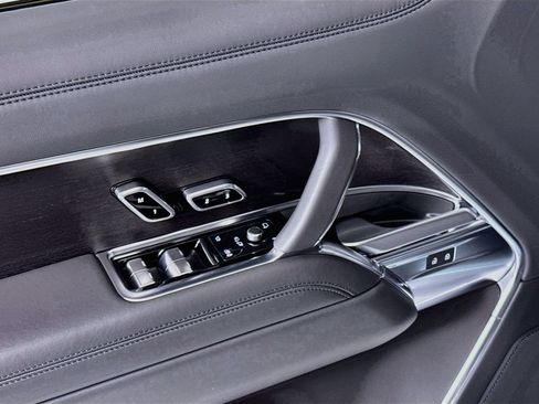 New 2026 Land Rover Range Rover SE AWD/4WD image 23