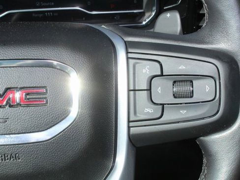 Used 2022 GMC Sierra 1500 SLT image 24
