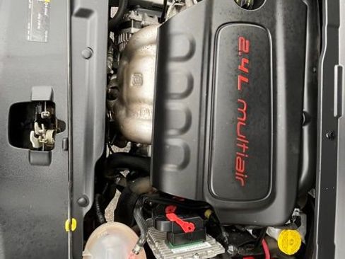 Used 2020 Jeep Compass Latitude w/ Popular Equipment Group image 31