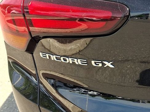 Used 2025 Buick Encore GX Preferred FWD image 30