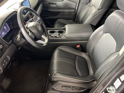 Used 2023 Honda Pilot Elite image 4