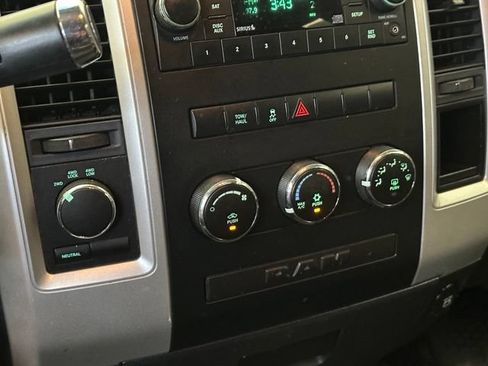 Used 2011 RAM 1500 Classic SLT AWD/4WD image 28