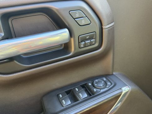 Used 2021 GMC Sierra 1500 SLT w/ SLT Premium Plus Package image 6