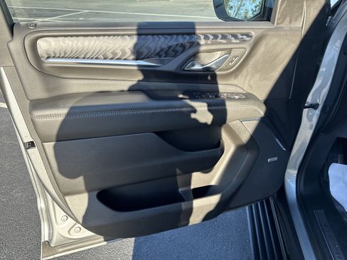 Used 2023 GMC Yukon Denali image 22