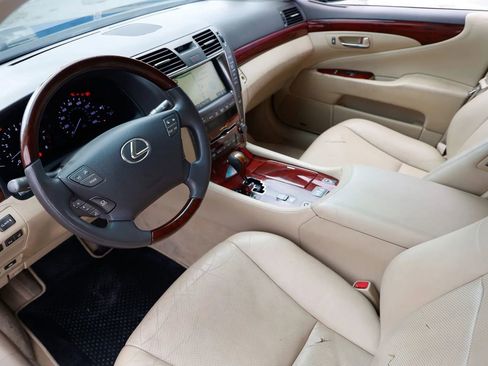 Used 2008 Lexus LS 460 RWD image 17